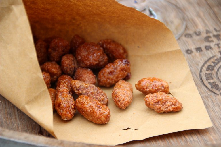 almonds 2736735 1920 768x512