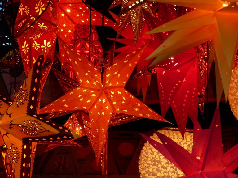star 212547 1920 768x576
