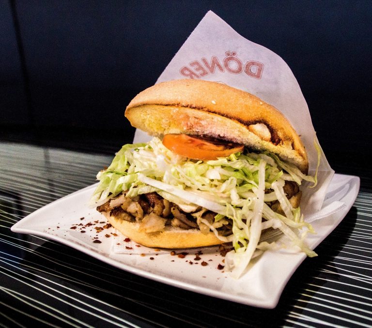 doner kebab 1753615 1920 1 768x677